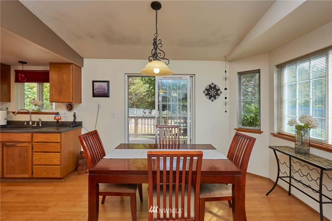 7333 East Raintree Lane Port Orchard, WA 98366 - Photo 10 of 25 Gallery Image 10