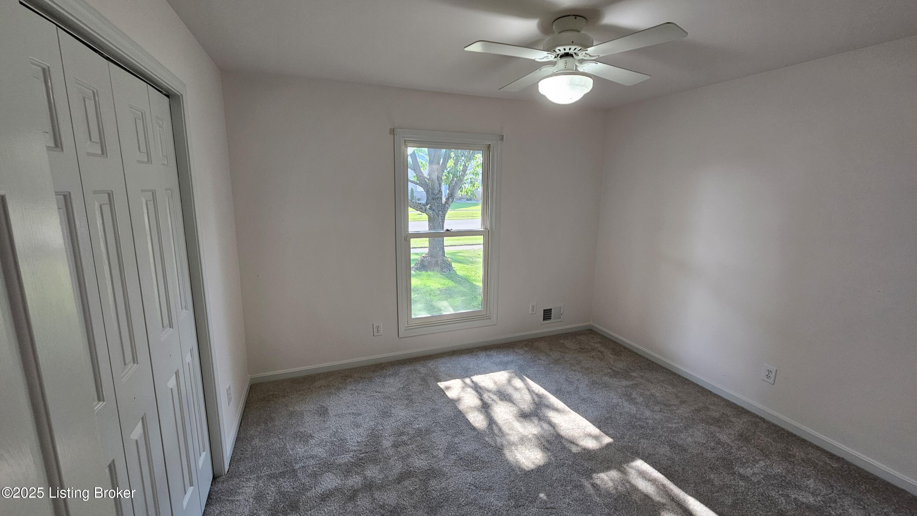 8113 Rome Beauty Way Louisville, KY 40228 - Photo 50 of 103 Bedroom 3