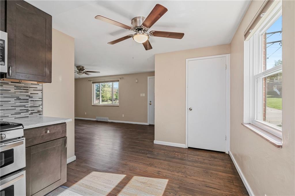1059 Connor Road Pittsburgh, PA 15234 - Photo 8 of 26 Gallery Image 8