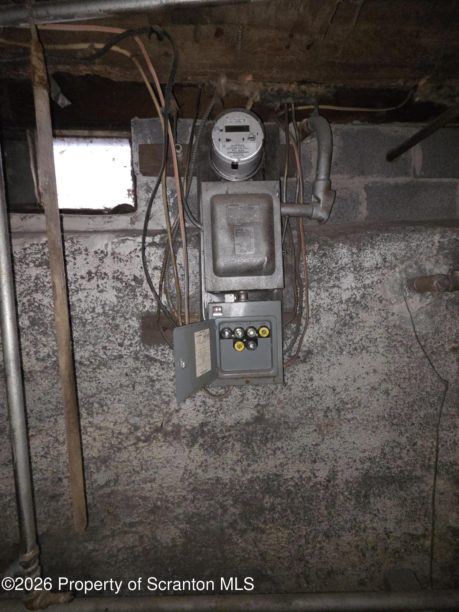 521 Albion Street Scranton, PA 18508 - Photo 18 of 22 a view of water heater room