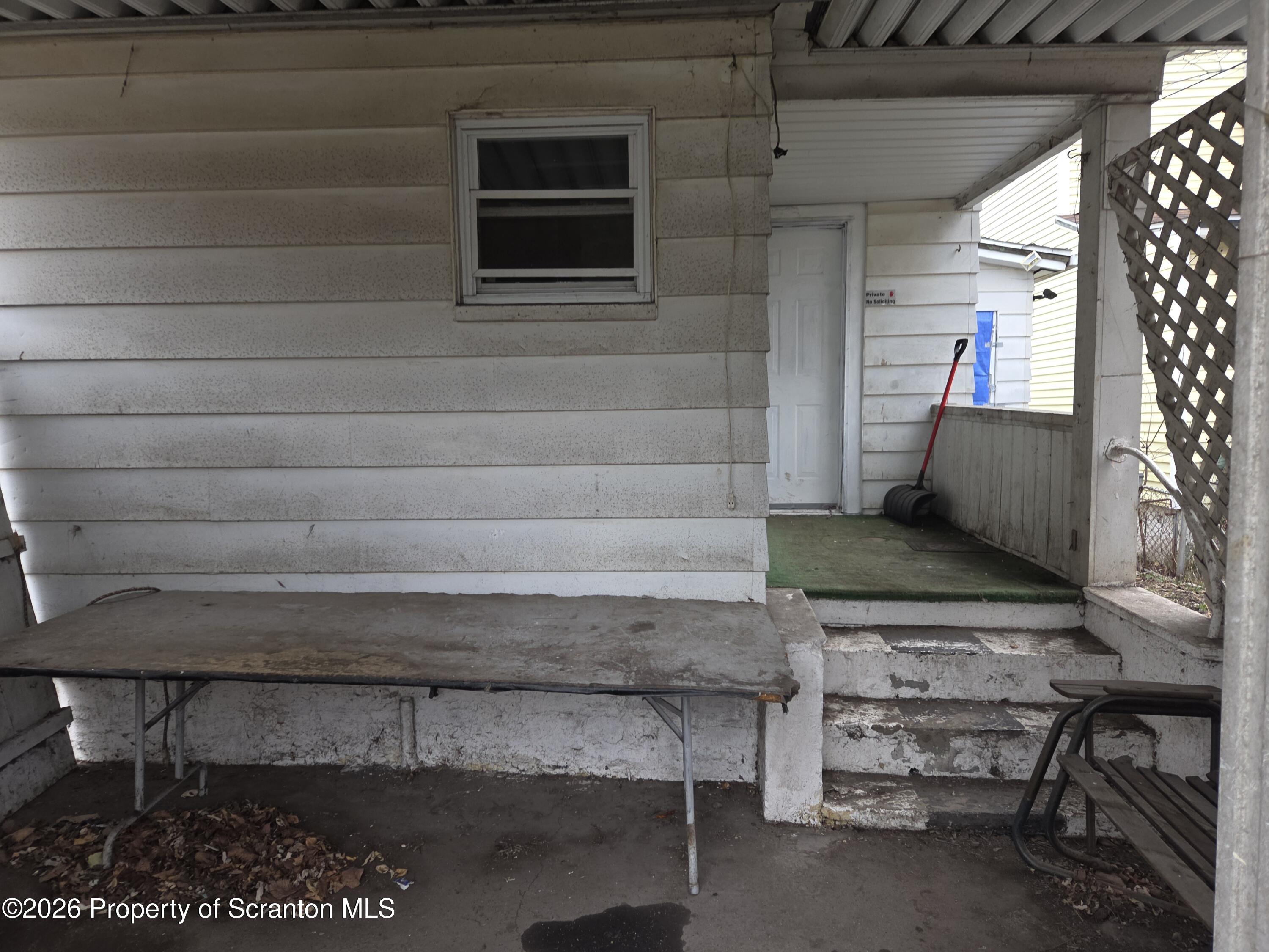 521 Albion Street Scranton, PA 18508 - Photo 7 of 22