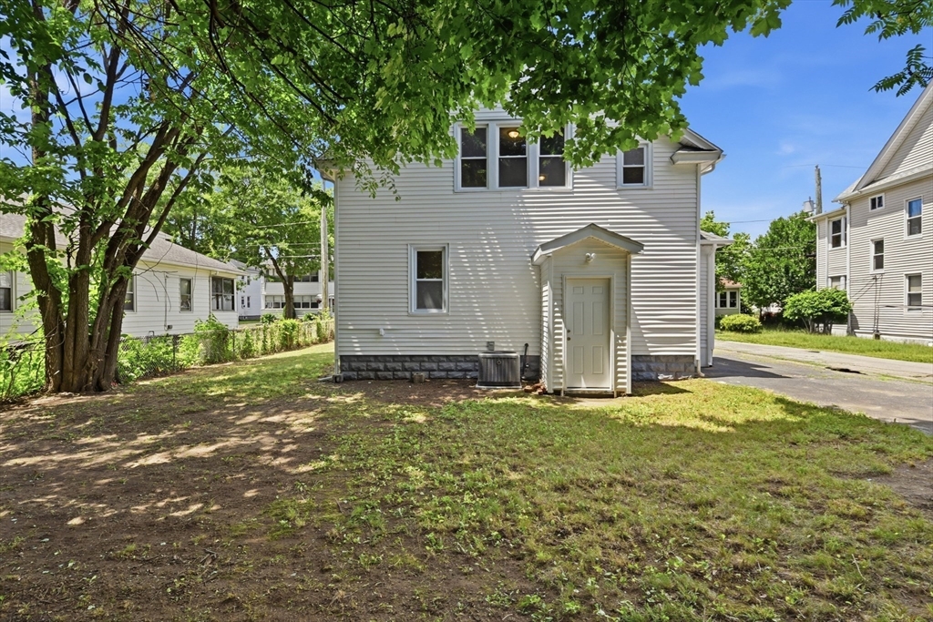 53 Devens Street Springfield, MA 01151 - Photo 39 of 40
