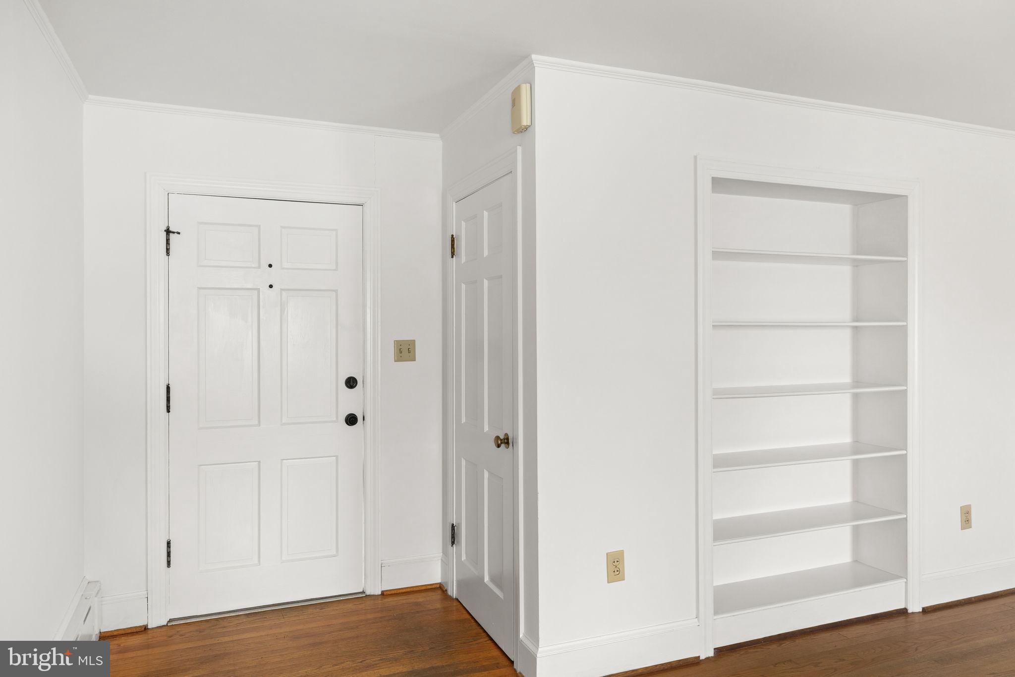 1324 Woodstock Road King George, VA 22485 - Photo 9 of 51 Custom Built Ins in Living Room