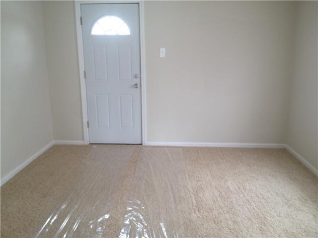367 James Road Columbus, OH 43230 - Photo 11 of 18