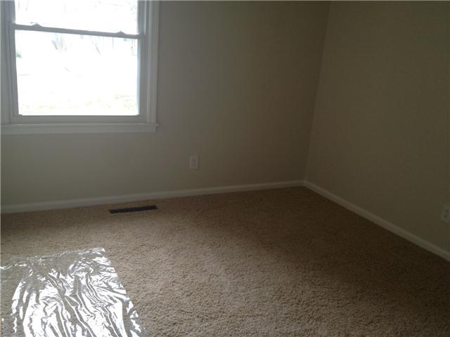 367 James Road Columbus, OH 43230 - Photo 17 of 18