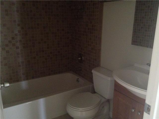 367 James Road Columbus, OH 43230 - Photo 5 of 18