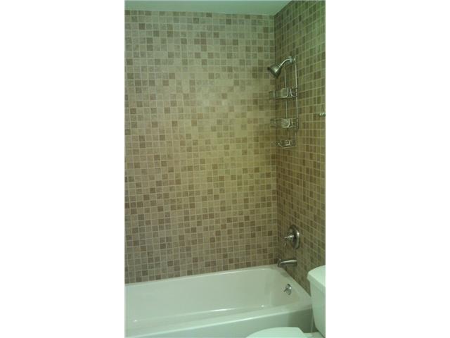 367 James Road Columbus, OH 43230 - Photo 6 of 18