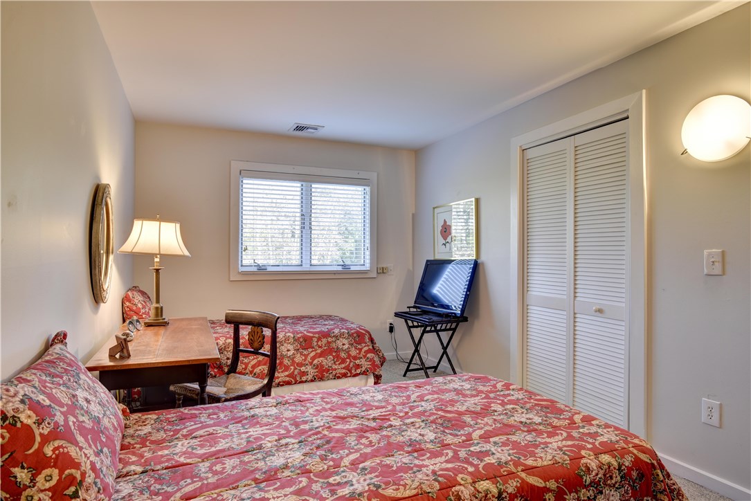 15 Hammersmith Road, Unit 22A Newport, RI 02840 - Photo 19 of 35