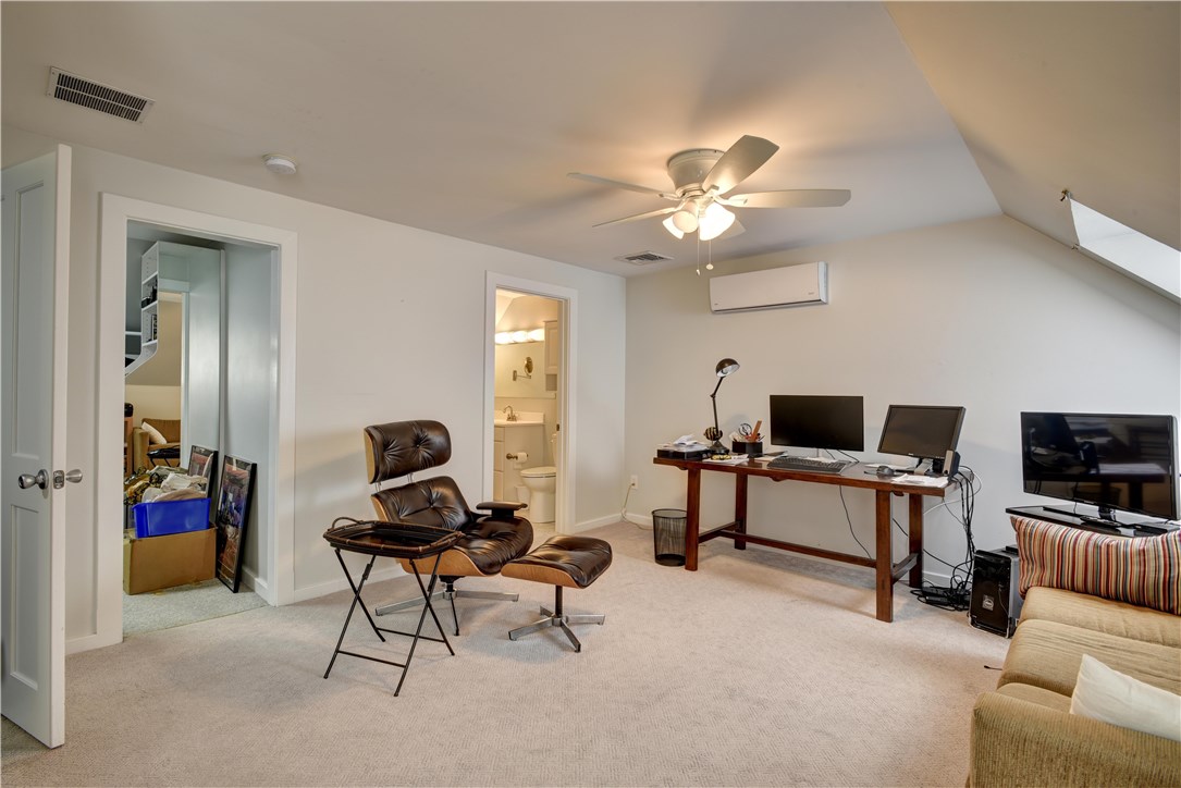 15 Hammersmith Road, Unit 22A Newport, RI 02840 - Photo 27 of 35