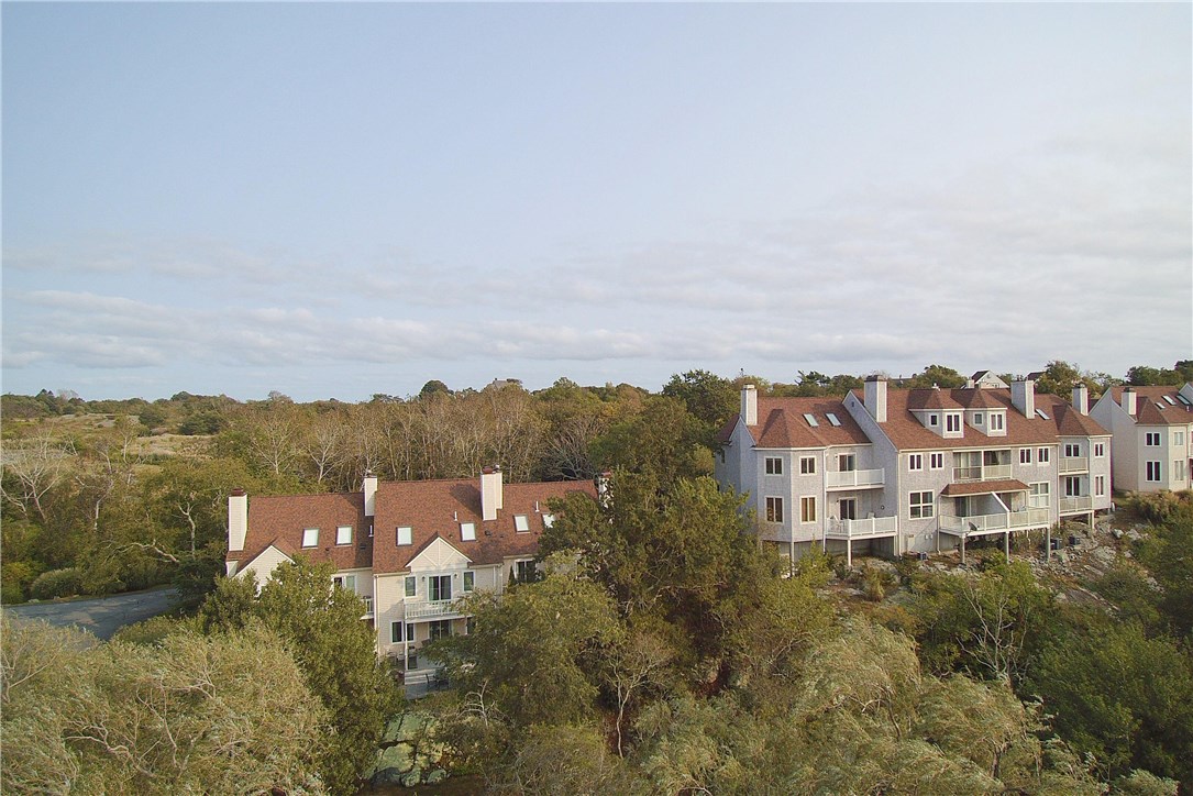 15 Hammersmith Road, Unit 22A Newport, RI 02840 - Photo 3 of 35