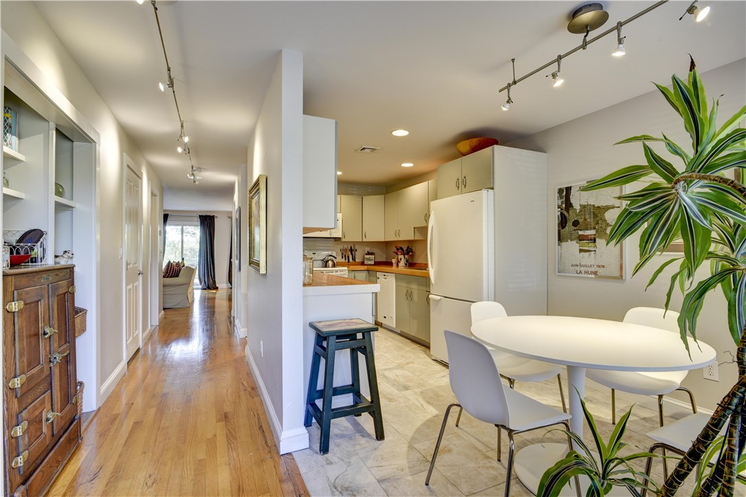 15 Hammersmith Road, Unit 22A Newport, RI 02840 - Photo 8 of 35