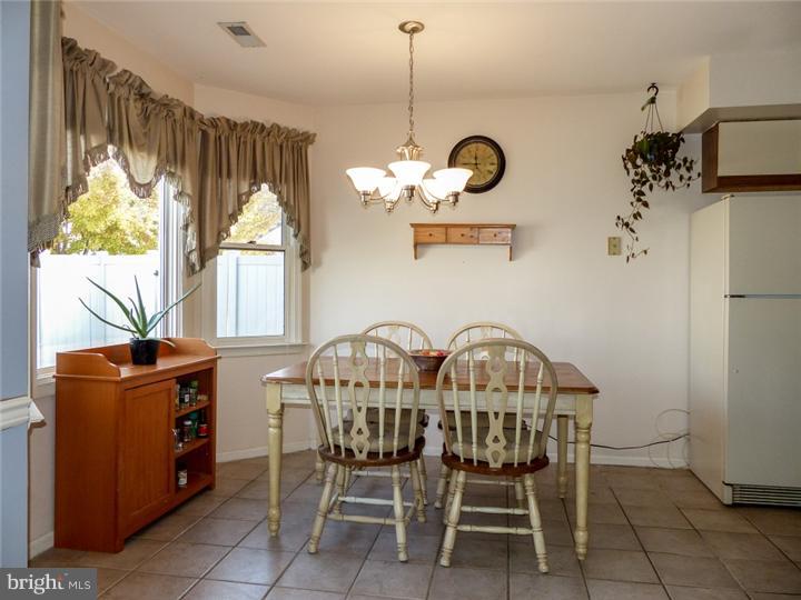 426 Stanford Road Fairless Hills, PA 19030 - Photo 9 of 25 Breakfast Room