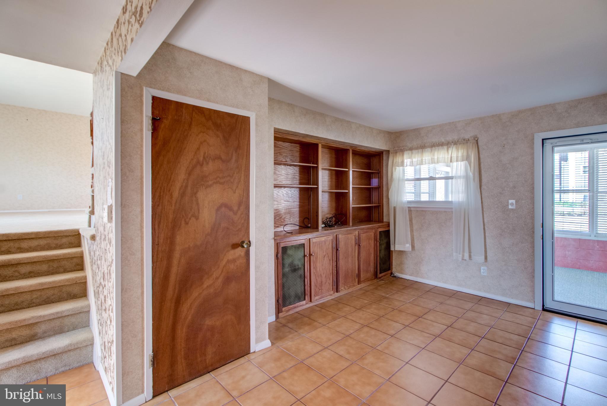 22 Thoreau Road Hamilton, NJ 08690 - Photo 17 of 35 Family Room