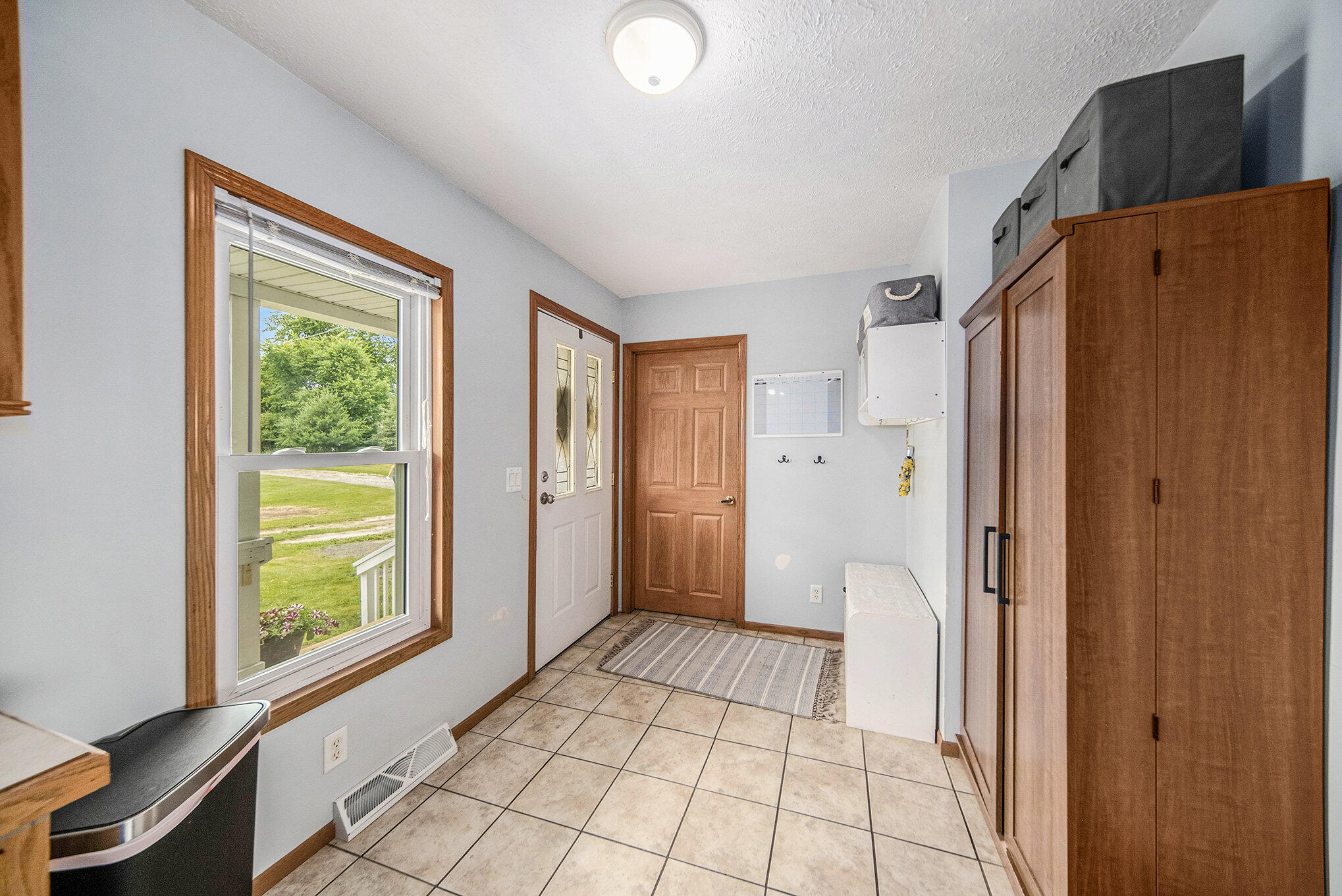 12880 North Adams Road North Adams, MI 49262 - Photo 6 of 36 005_file_244