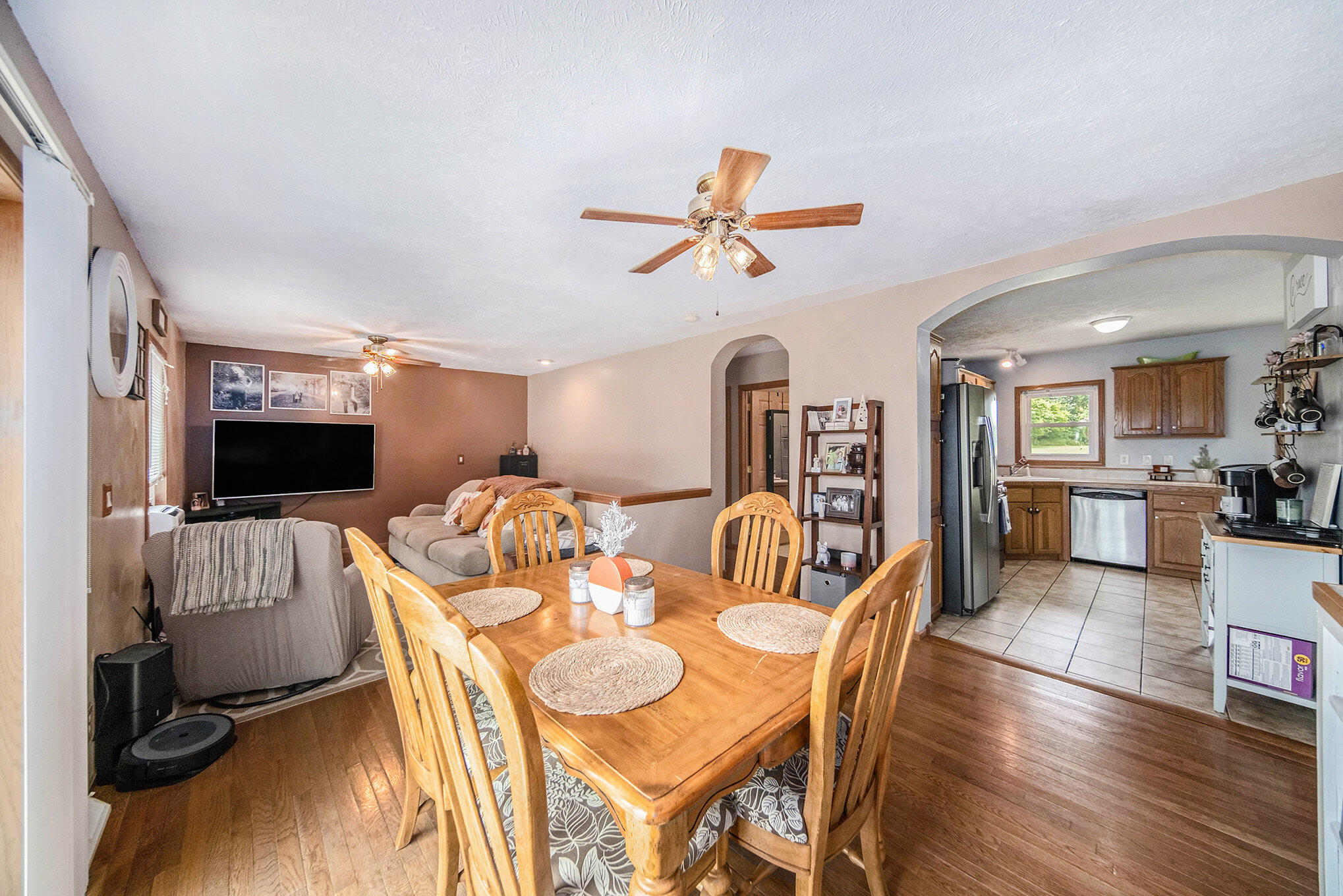 12880 North Adams Road North Adams, MI 49262 - Photo 10 of 36 009_file_576