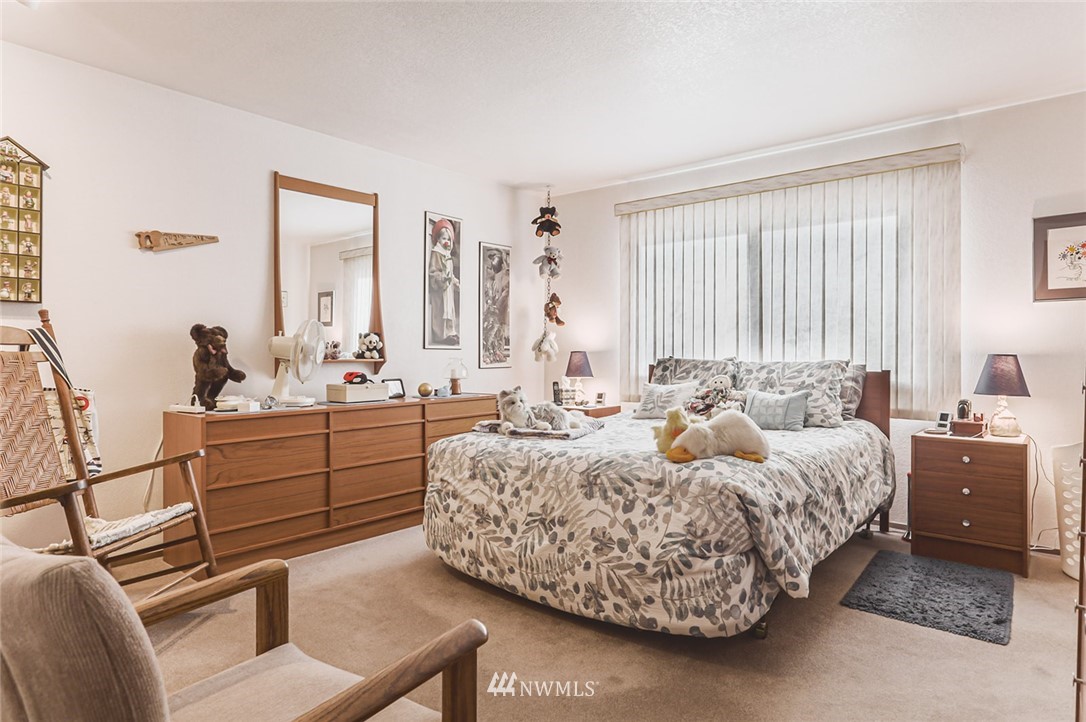 2314 186th Place Southeast Bothell, WA 98012 - Photo 17 of 33 Gallery Image 17