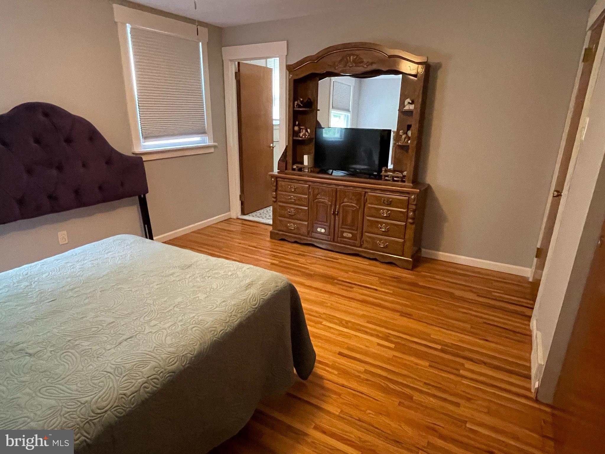 11625 Stevens Road Philadelphia, PA 19116 - Photo 8 of 28 Master Bedroom freshly painted new ceiling fan.