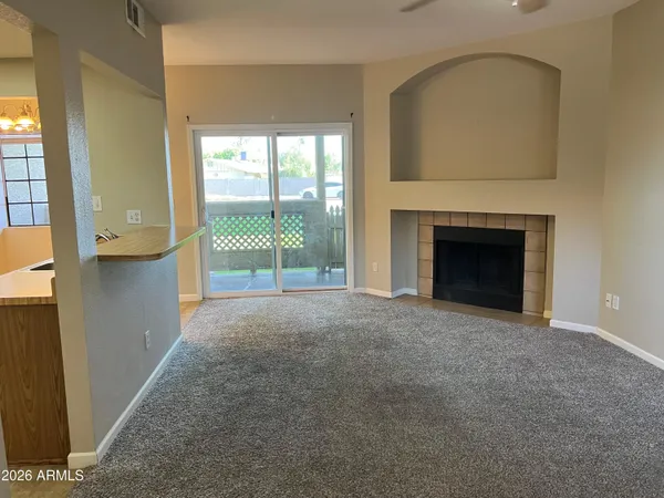 $199,900 | 930 North Mesa Drive, Unit 1006, Mesa, AZ 85201