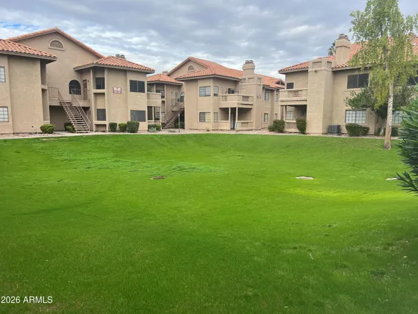 $199,900 | 930 North Mesa Drive, Unit 1006, Mesa, AZ 85201