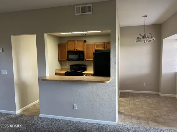 $199,900 | 930 North Mesa Drive, Unit 1006, Mesa, AZ 85201