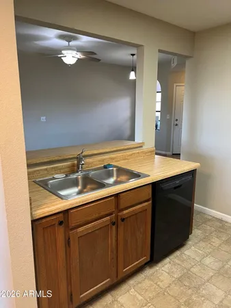 $199,900 | 930 North Mesa Drive, Unit 1006, Mesa, AZ 85201