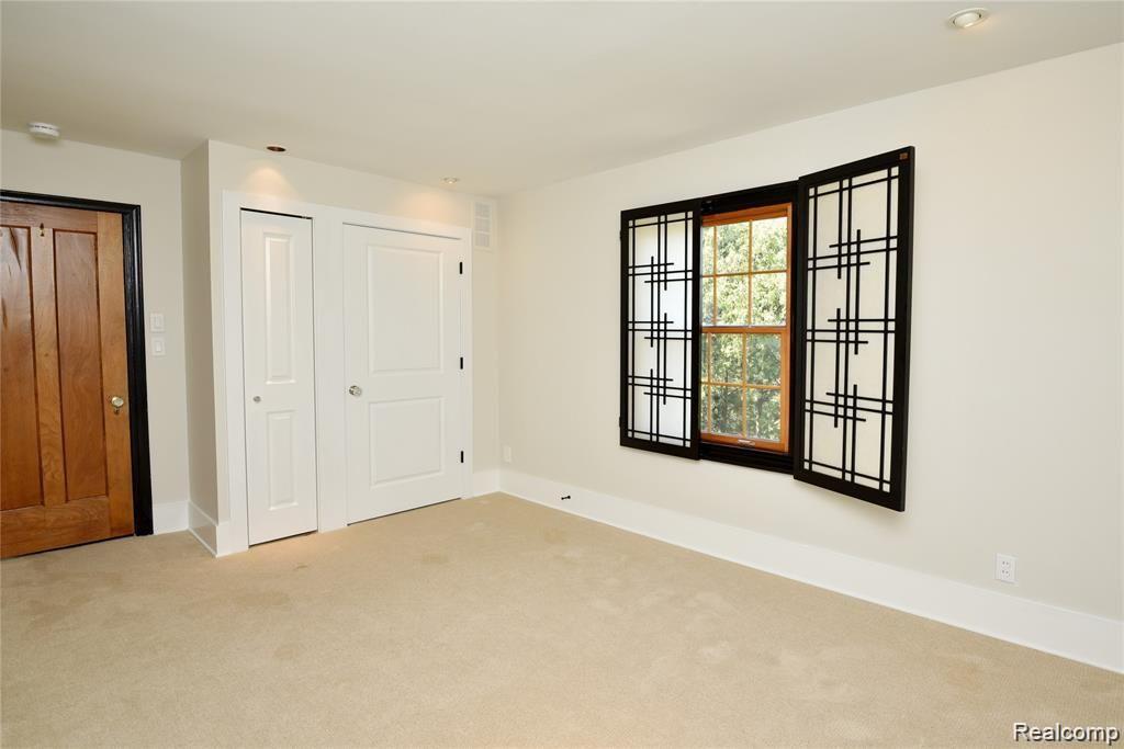 26764 York Road Huntington Woods, MI 48070 - Photo 34 of 45