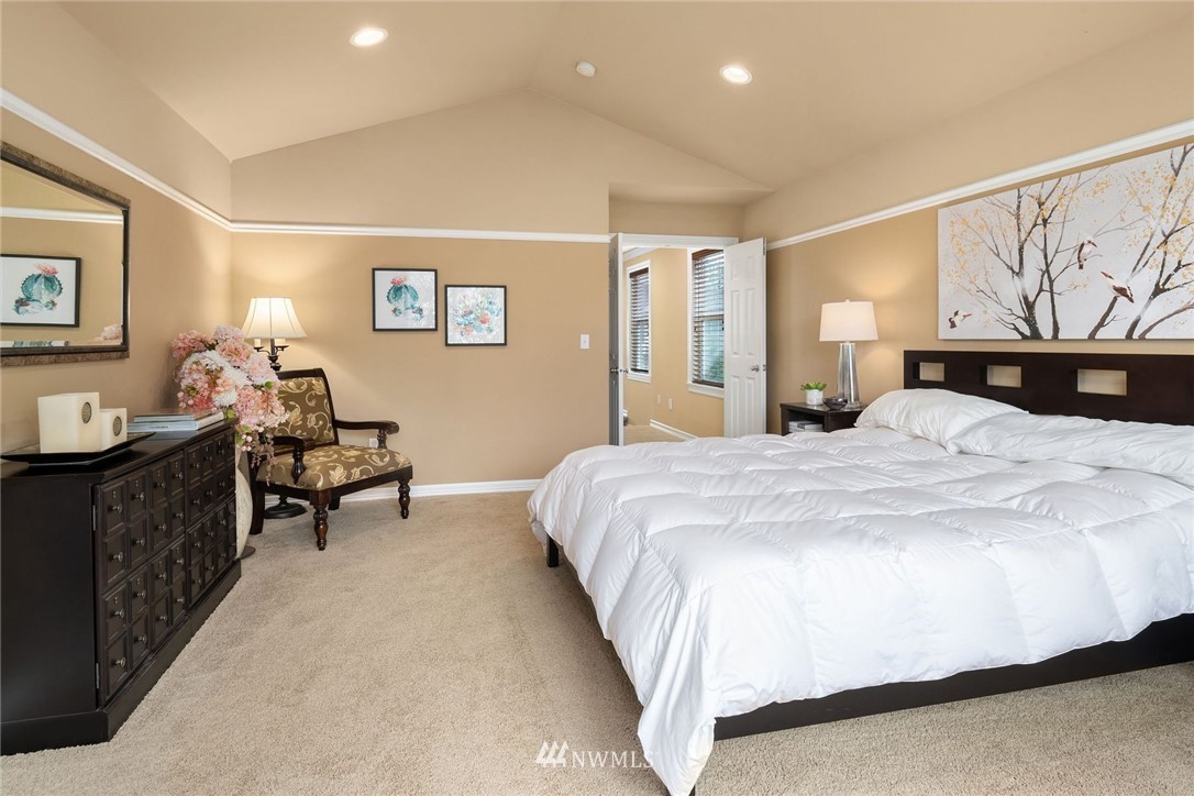 5424 Northeast 13th Place Renton, WA 98059 - Photo 10 of 25 Gallery Image 10