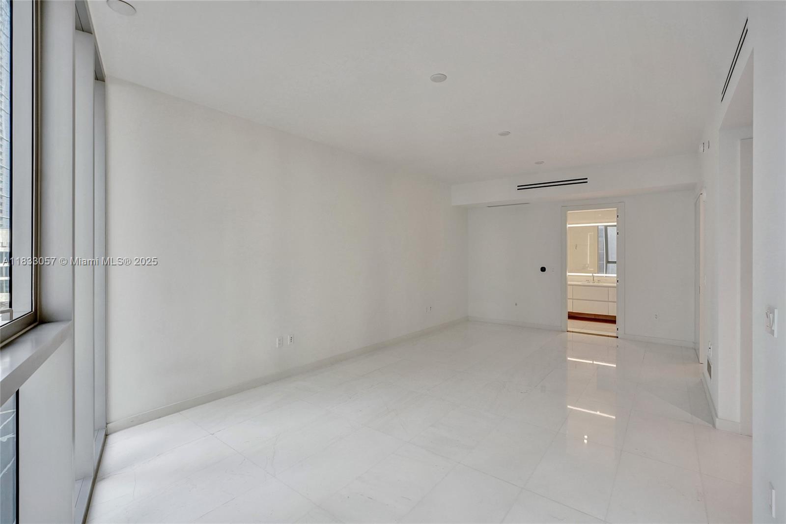 300 Biscayne Blvd Way, Unit 505C Miami, FL 33131 - Photo 45 of 46