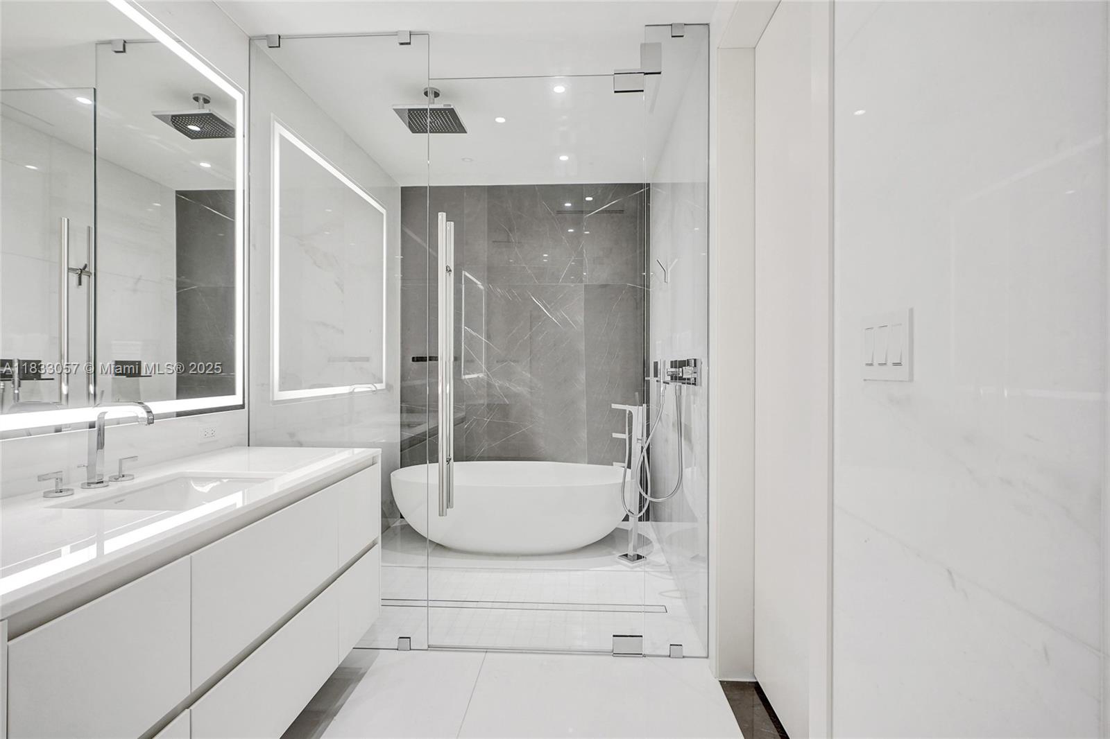 300 Biscayne Blvd Way, Unit 505C Miami, FL 33131 - Photo 10 of 46