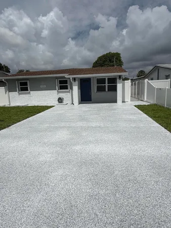 $4,500 | 128 Northwest 10th Avenue, Delray Beach, FL 33444