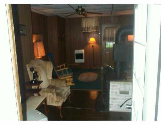 197 Brushcreek Road Irwin, PA 15642 - Photo 3 of 8 Den/Family/Great Room.