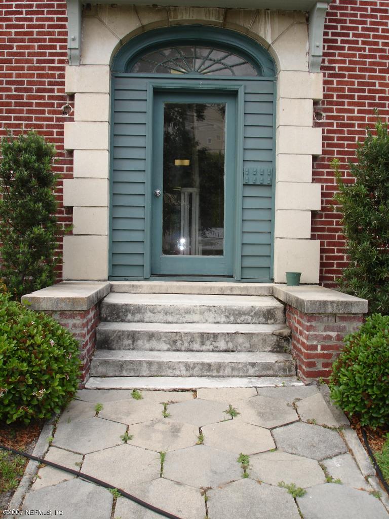 2331 Riverside Avenue Jacksonville, FL 32204 - Photo 3 of 7 Charming Entrances