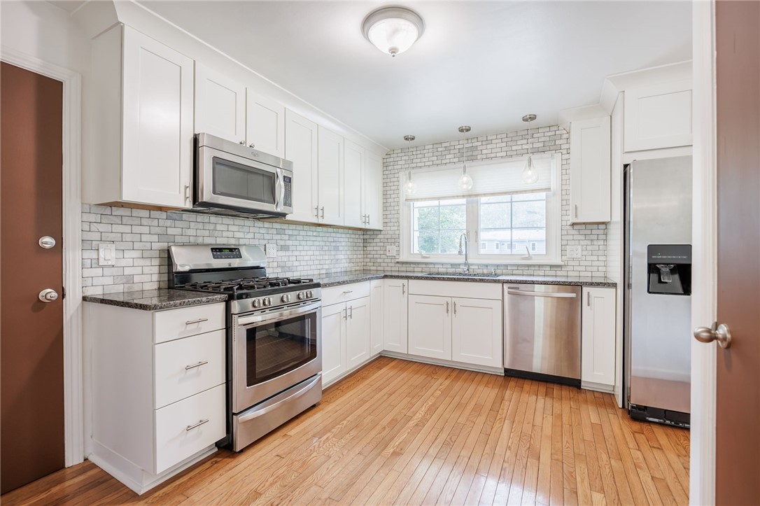 282 Willowbend Road Brighton, NY 14618 - Photo 3 of 26 Gallery Image 3