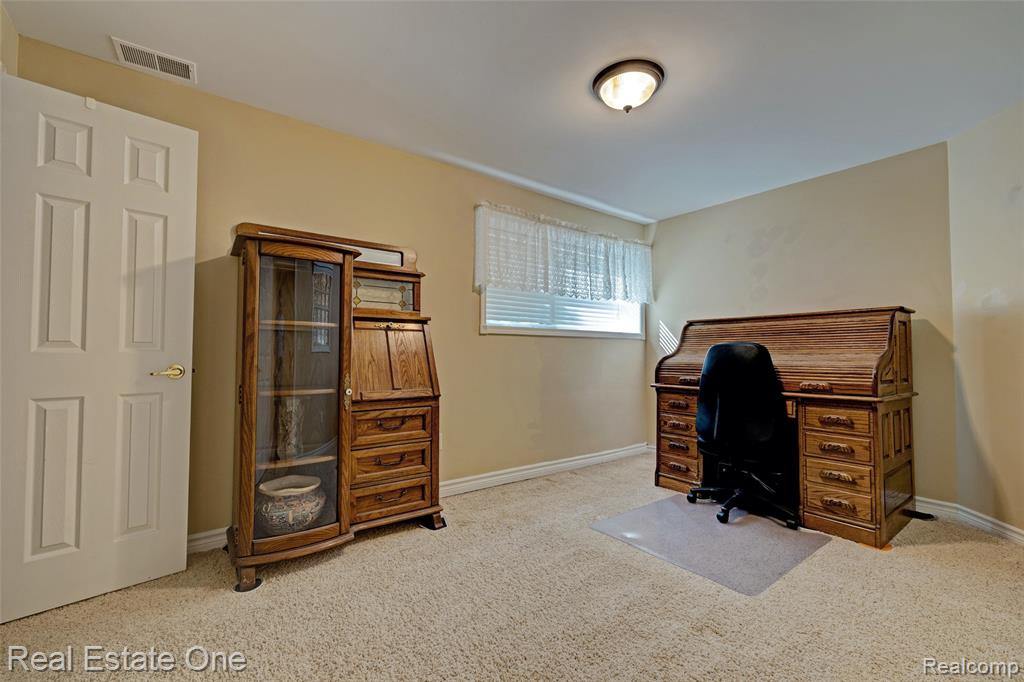195 Inglewood Court, Unit 26 Linden, MI 48451 - Photo 24 of 60 Gallery Image 24