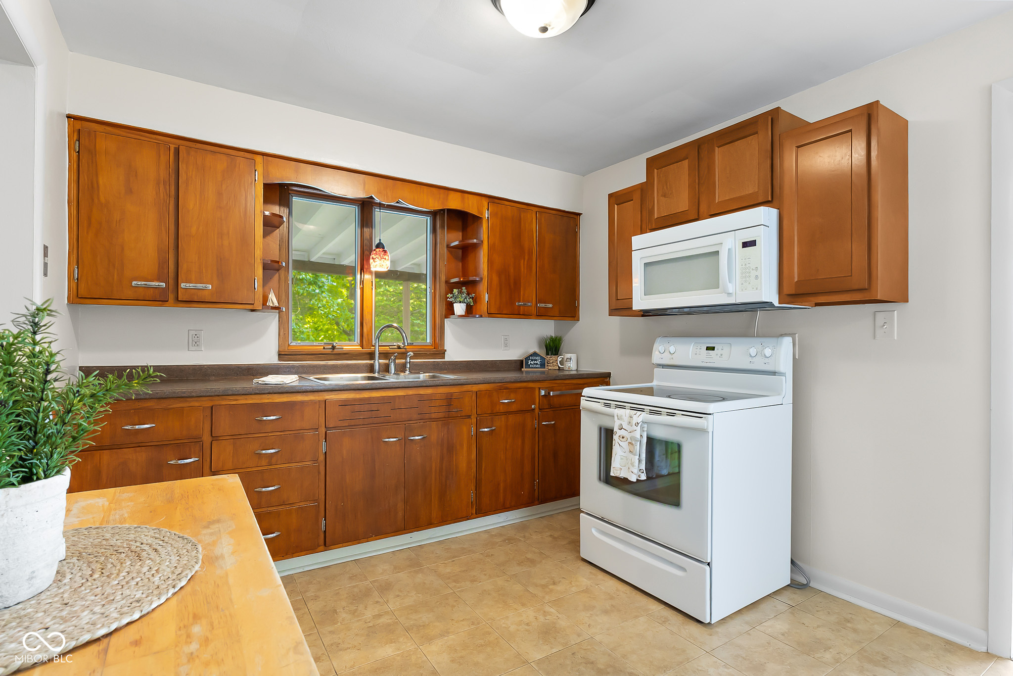 8614 West Dam Road Columbus, IN 47201 - Photo 17 of 49