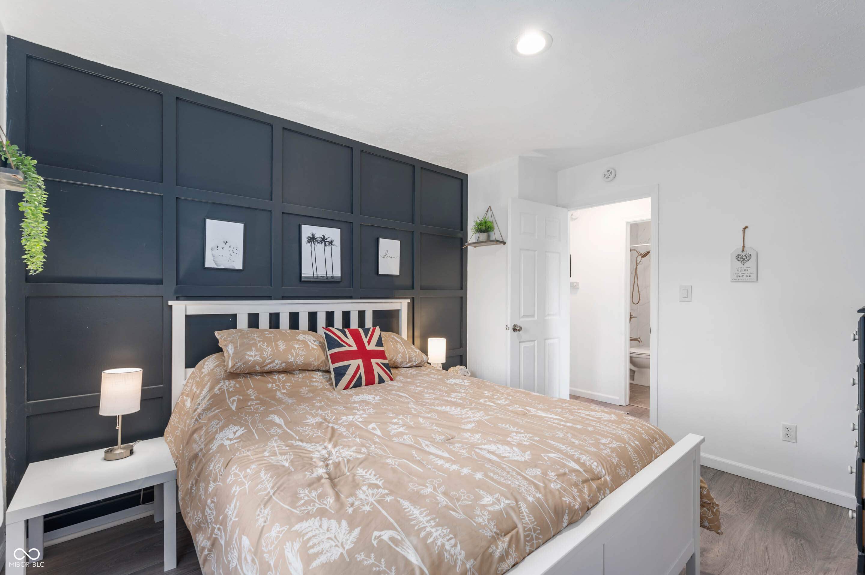 8596 Castle Farms Road Indianapolis, IN 46256 - Photo 16 of 27