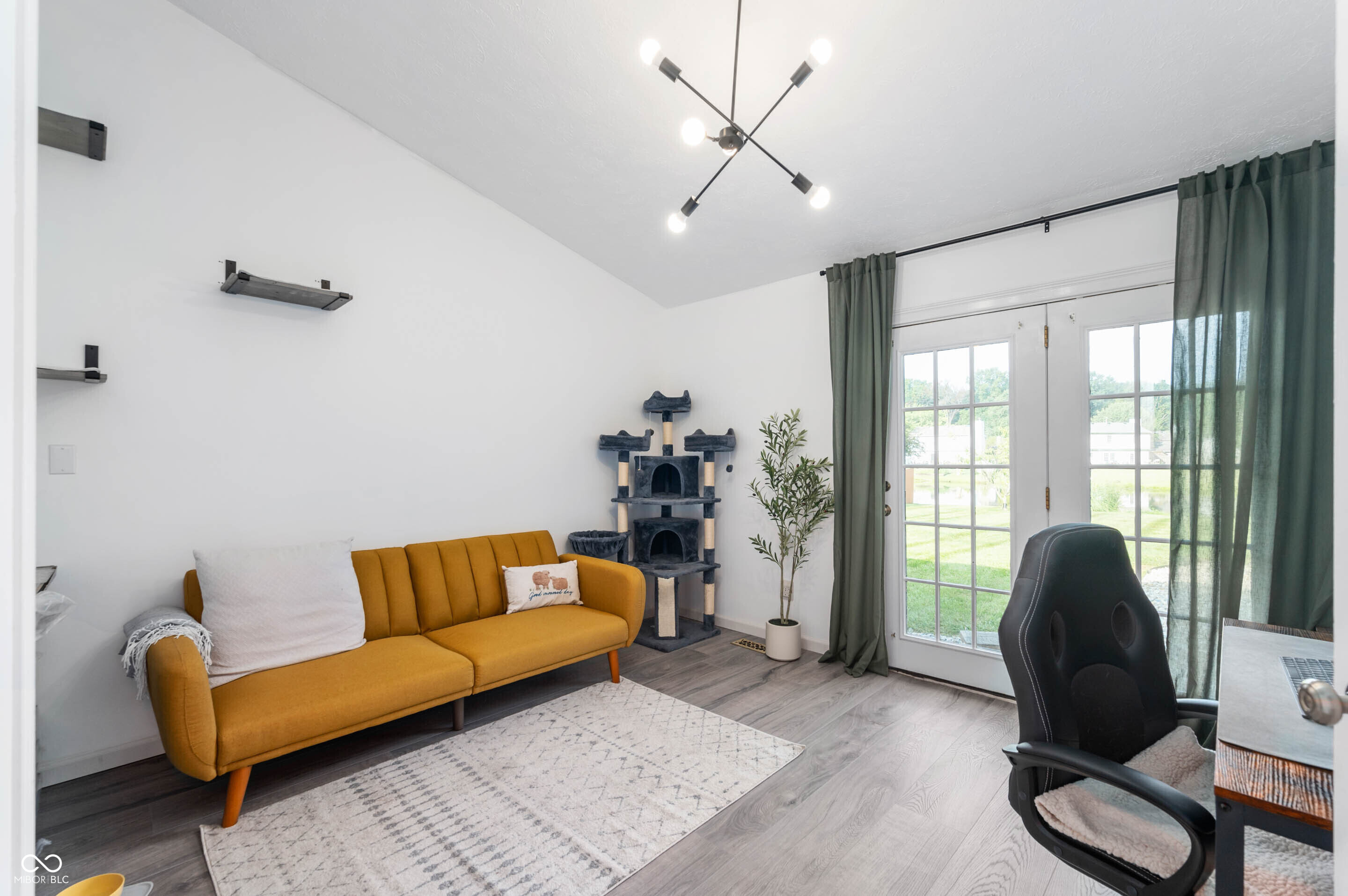 8596 Castle Farms Road Indianapolis, IN 46256 - Photo 17 of 27