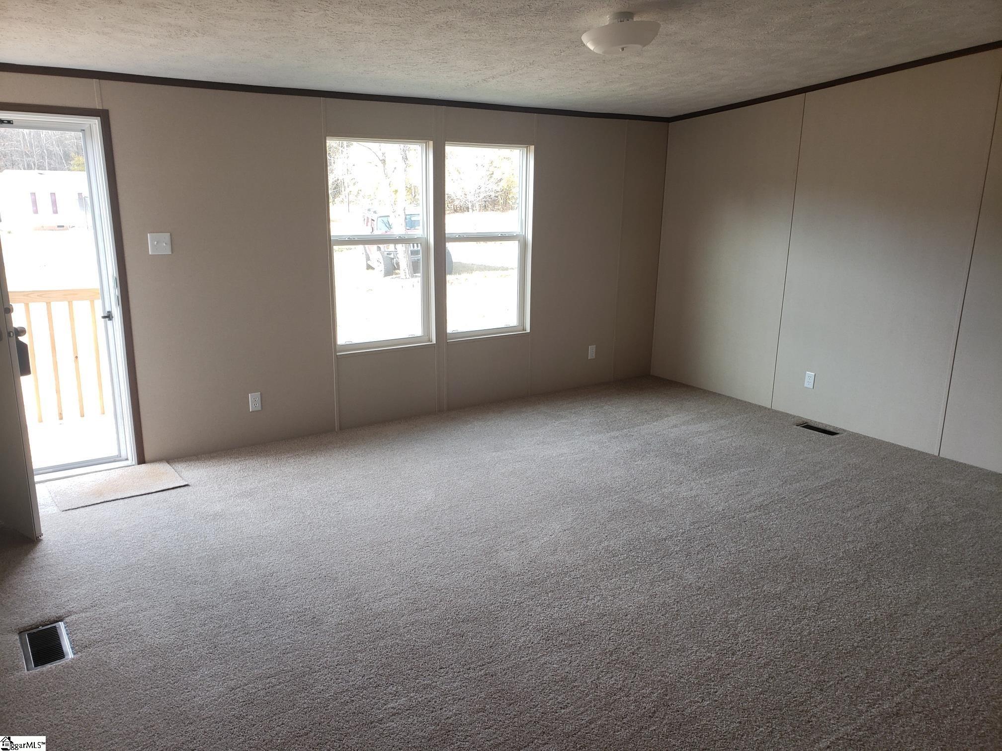 2602 Boyd Road Laurens, SC 29360 - Photo 5 of 19