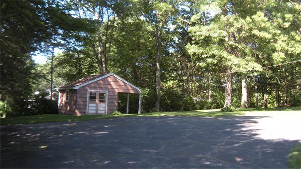 302 Mason Rd Extension Dudley, MA 01571 - Photo 9 of 26