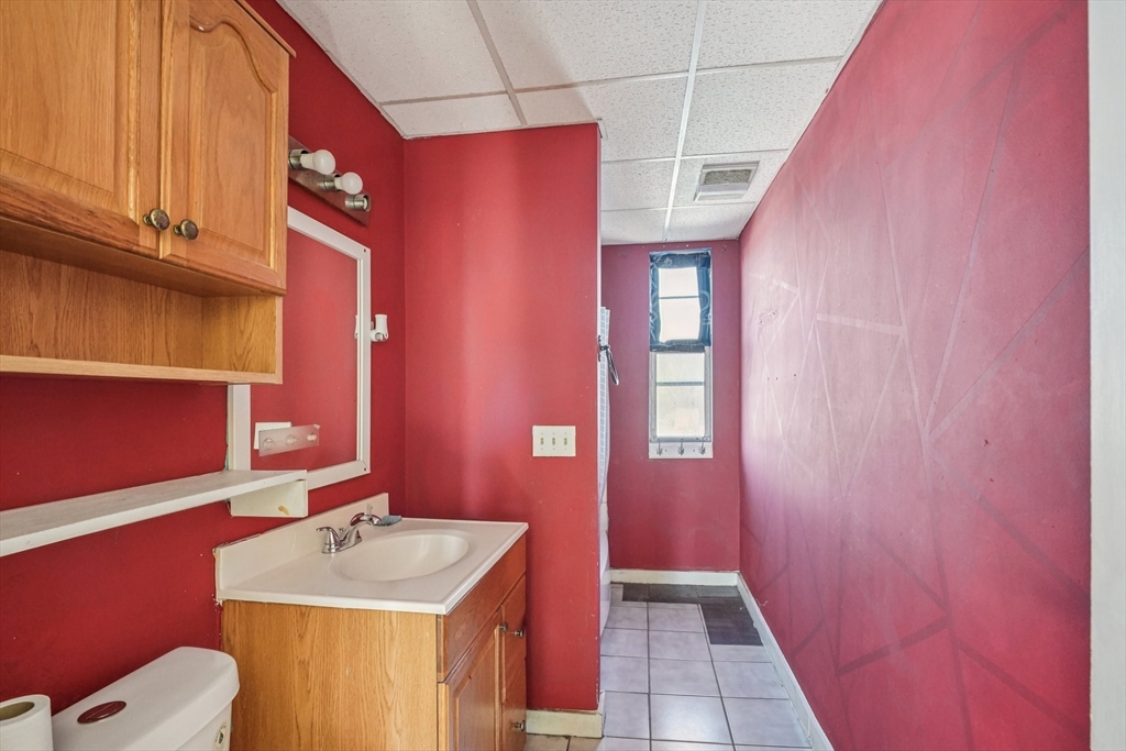 355 Main Street Clinton, MA 01510 - Photo 28 of 37 Gallery Image 28