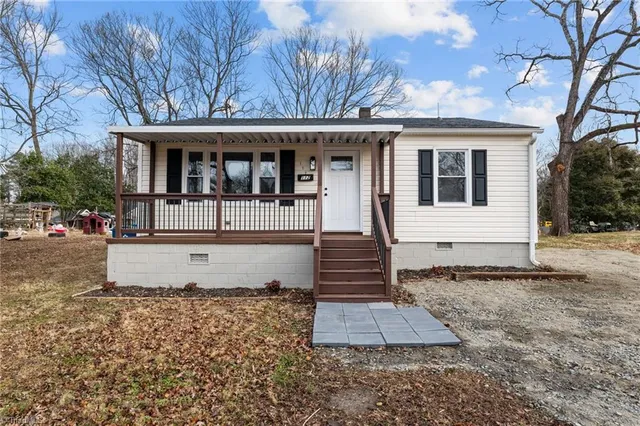 $240,000 | 112 Holman Street, Mocksville, NC 27028