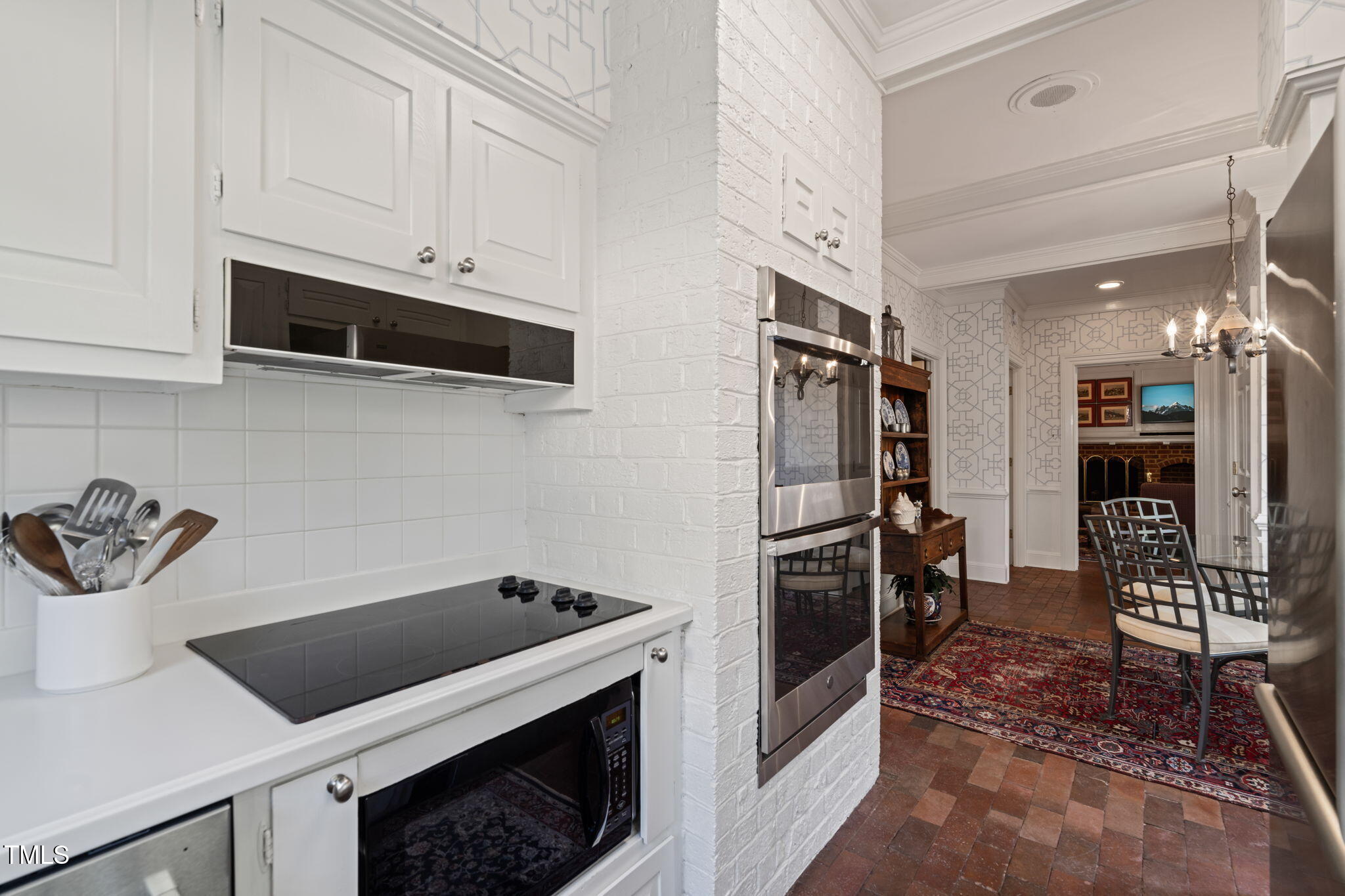 3916 Dover Road Durham, NC 27707 - Photo 13 of 60 14-web-or-mls-DSC03489