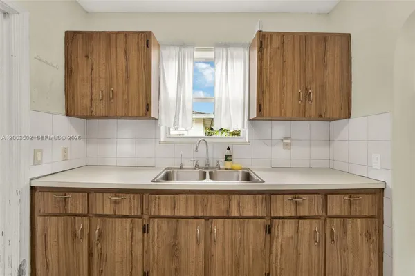 $1,075,000 | 5701 Southwest 50th Terrace, Miami, FL 33155