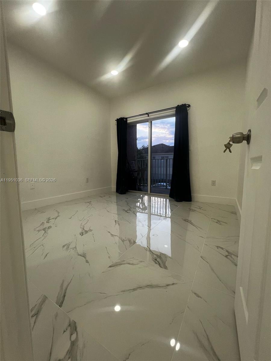 355 East 4th Street, Unit 203 Hialeah, FL 33010 - Photo 3 of 10