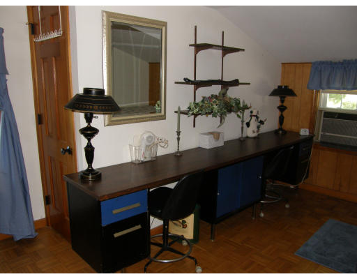 37 Hickory Road Braintree, MA 02184 - Photo 16 of 17 Gallery Image 16