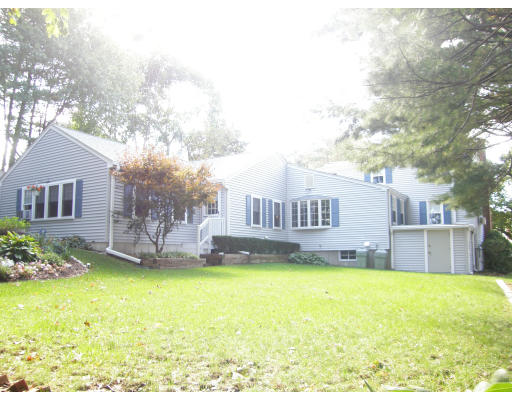 37 Hickory Road Braintree, MA 02184 - Photo 4 of 17 Gallery Image 4