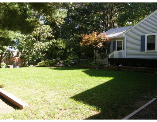 37 Hickory Road Braintree, MA 02184 - Photo 5 of 17 Gallery Image 5