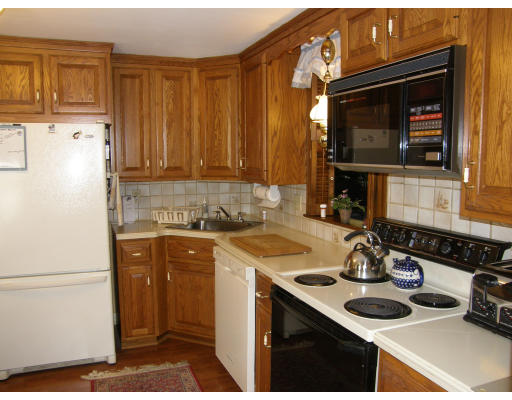 37 Hickory Road Braintree, MA 02184 - Photo 9 of 17 Gallery Image 9