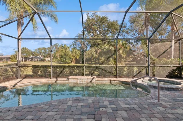 $649,900 | 12204 Thornhill Court, Lakewood Ranch, FL 34202