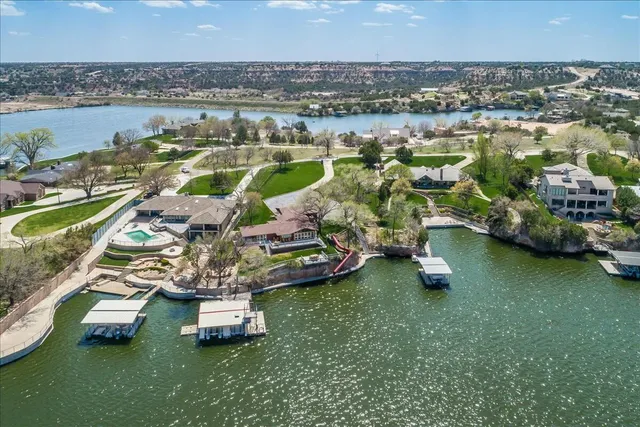 $1,799,900 | 615 South Shore Drive, Amarillo, TX 79118